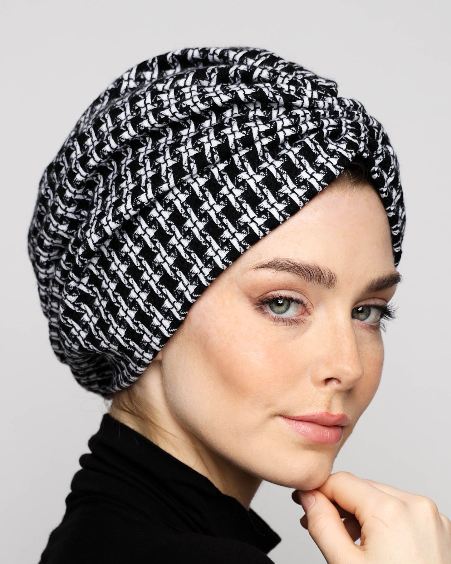 B&W Gathering Wool Turban