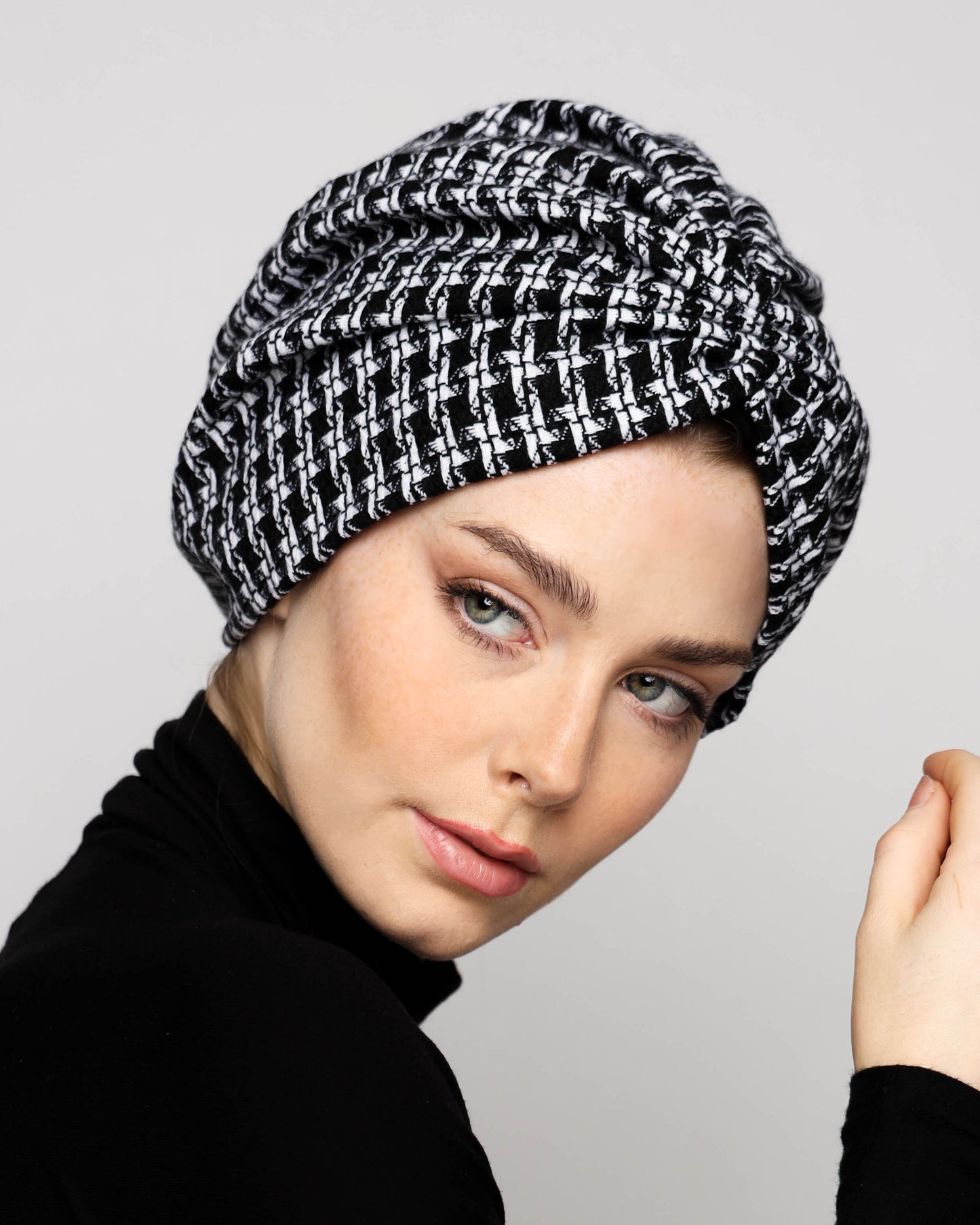 B&W Gathering Wool Turban