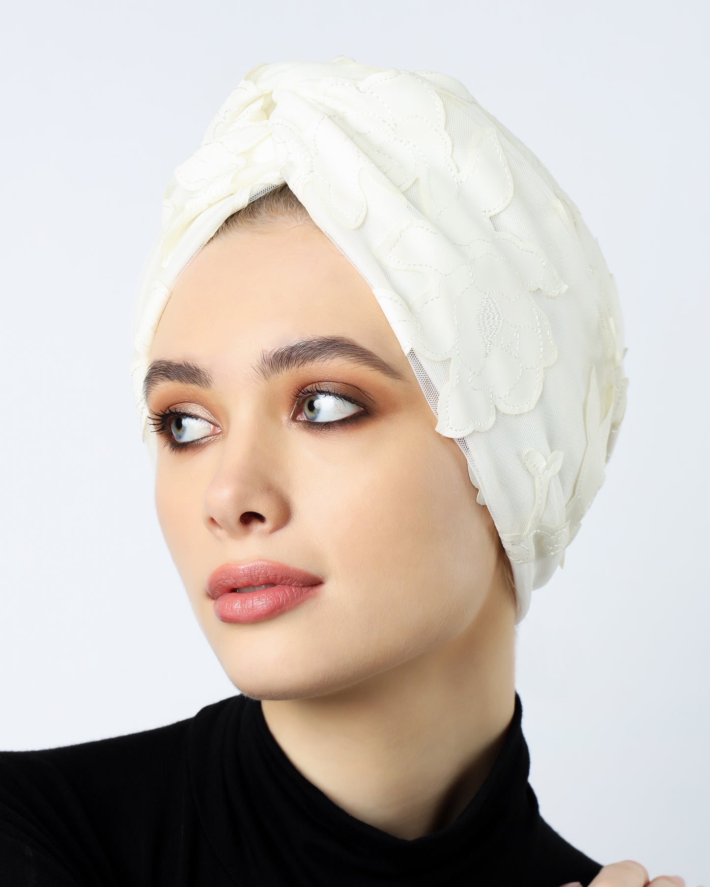 Twisted leather Flower Embellishment turban