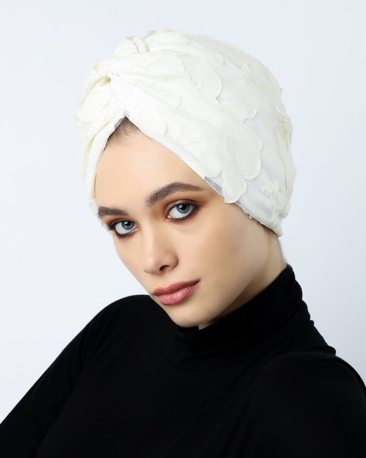 Twisted leather Flower Embellishment turban