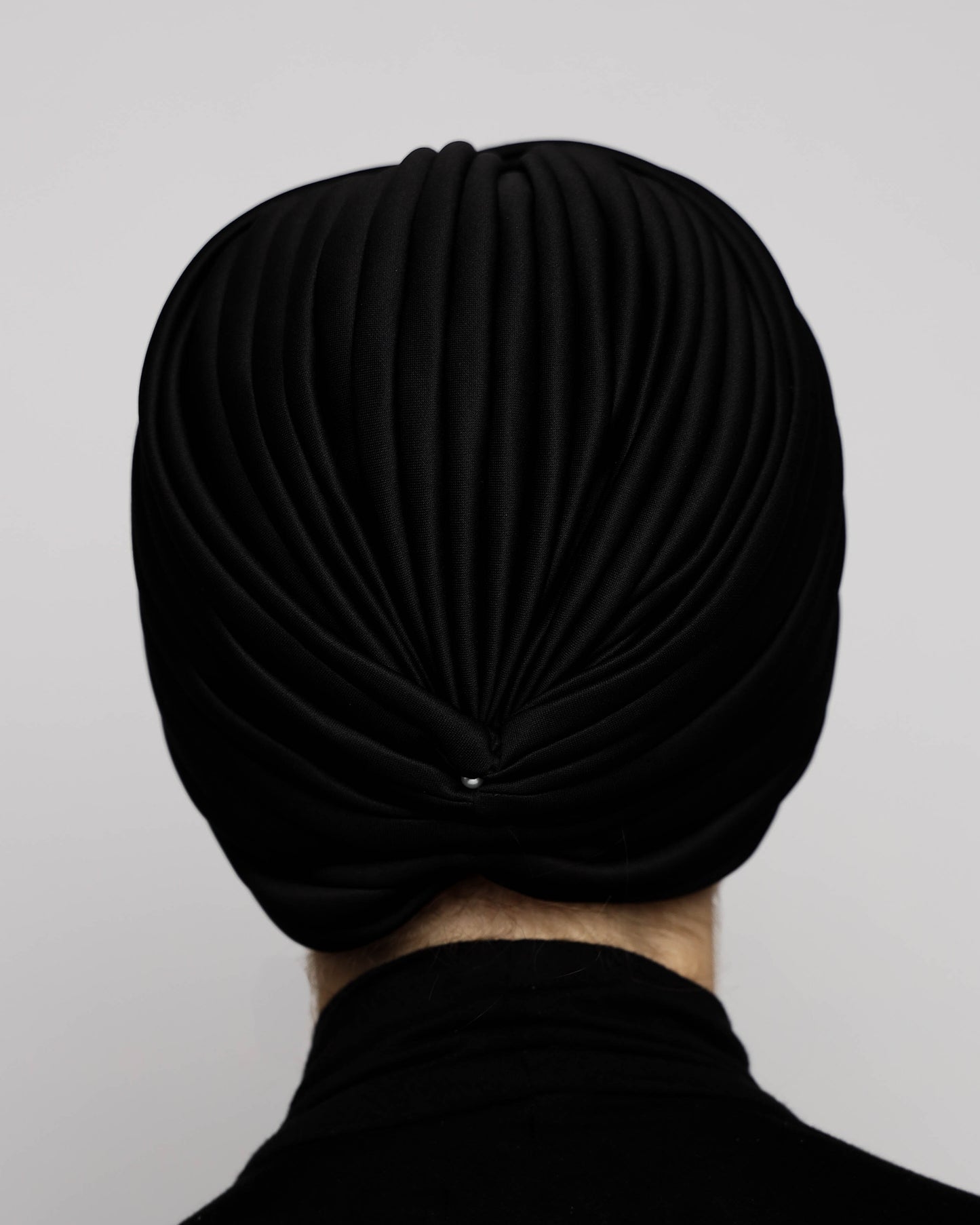 Twisted lines turban