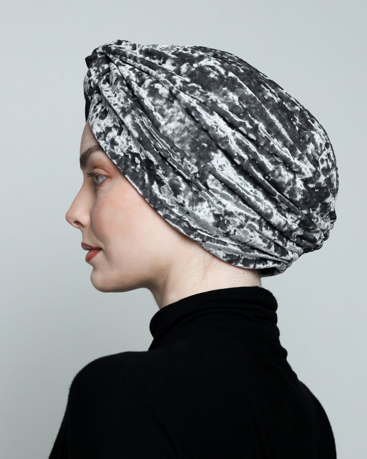 Glamorous Velvet Turban