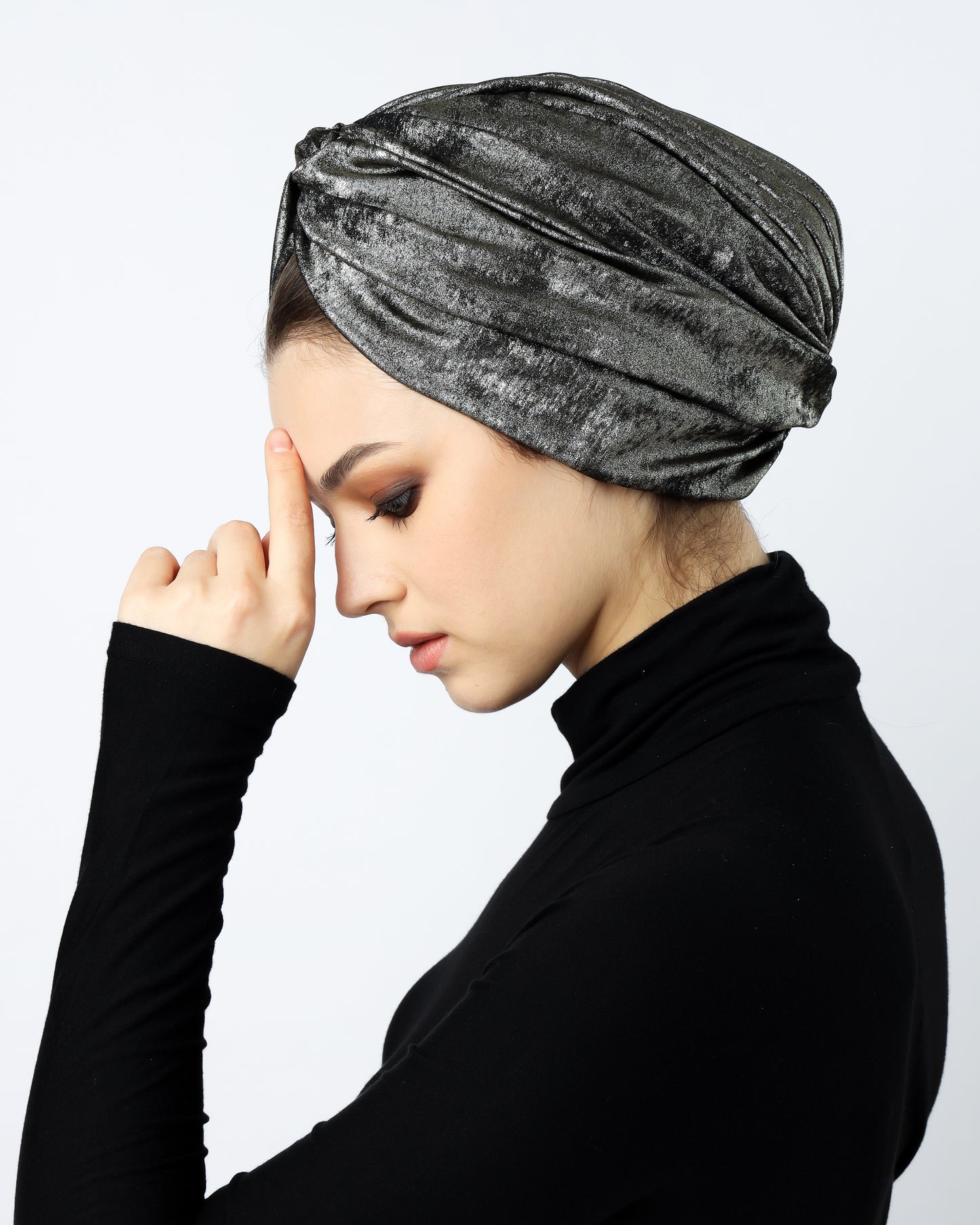 Glam Metallic twisted lines turban