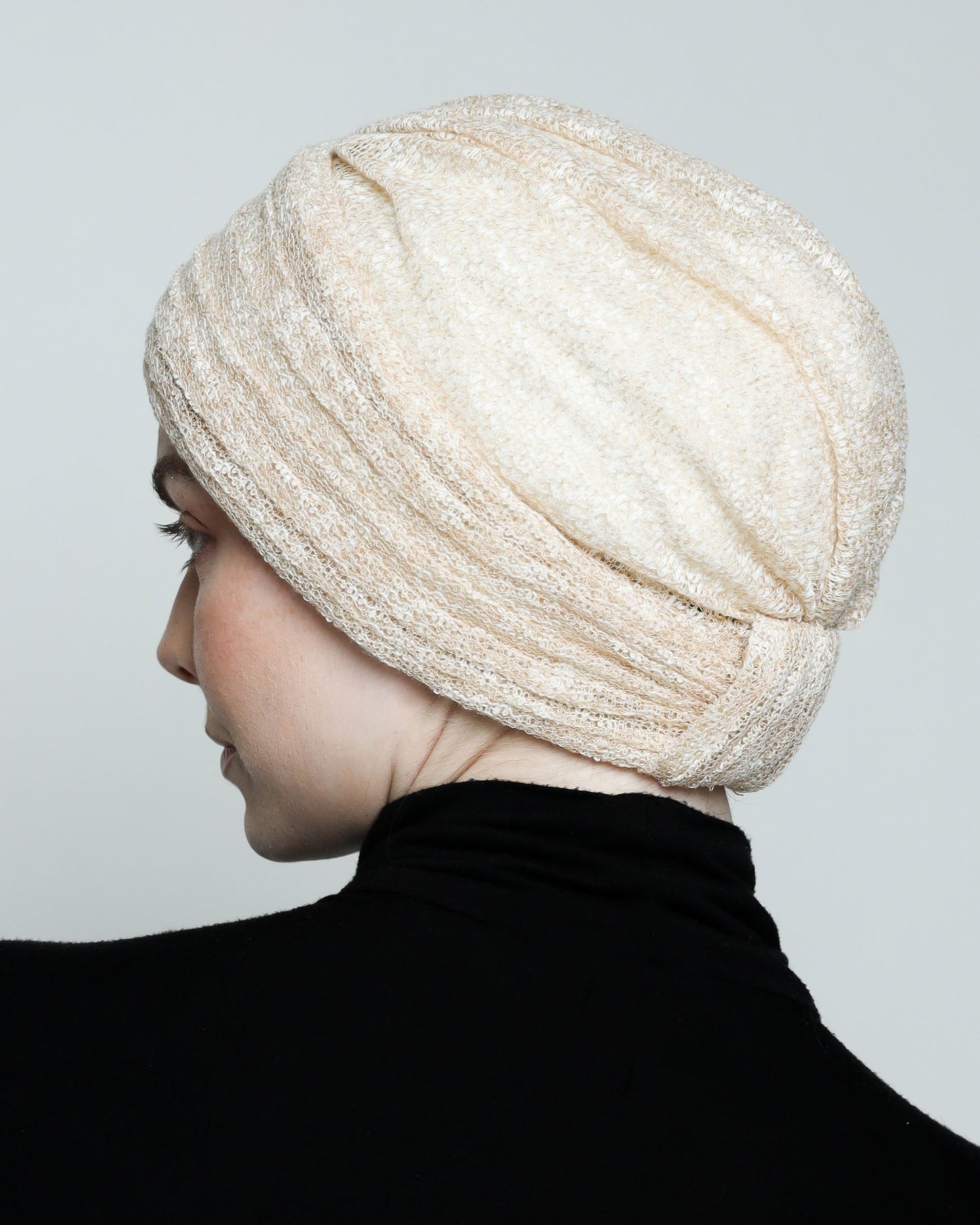 Golden off-White Pleats Turban
