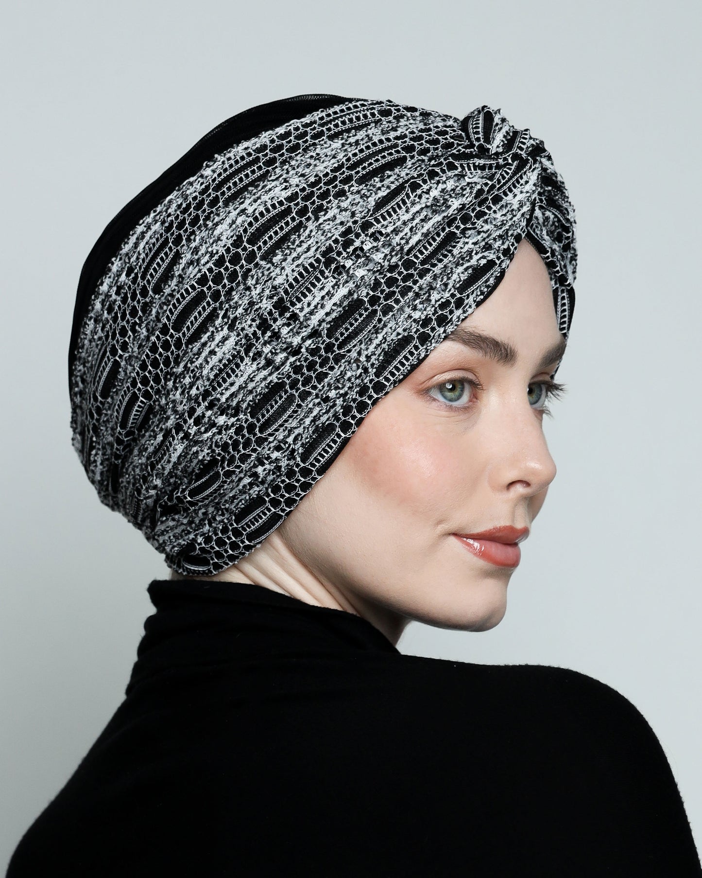 Twisted BW Knitting Turban